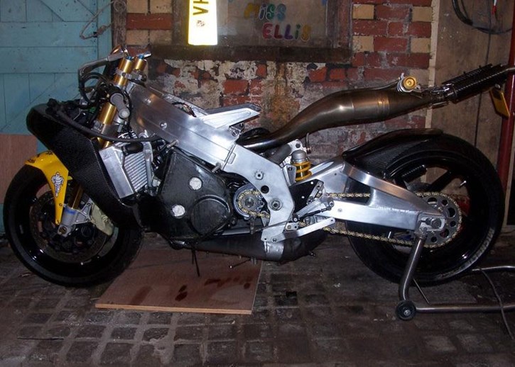 Honda NSR 500 replica 2